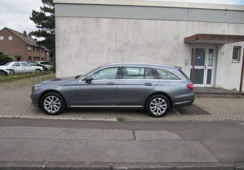 Mercedes-Benz E 220, 2017