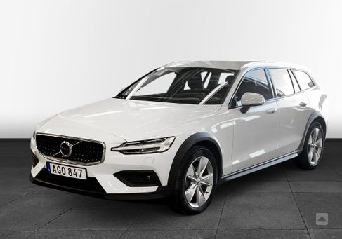 Volvo V60 Cross Country, 2022