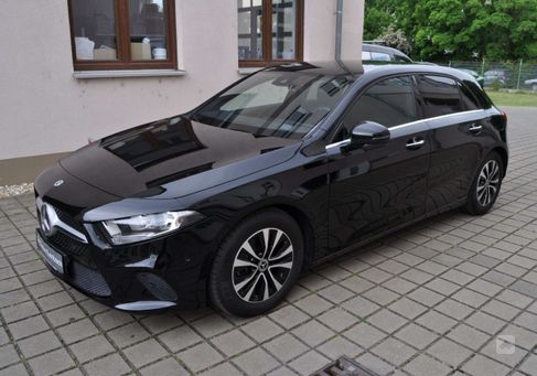 Mercedes-Benz A 160, 2022