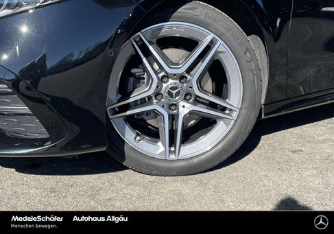 Mercedes-Benz A 200, 2024