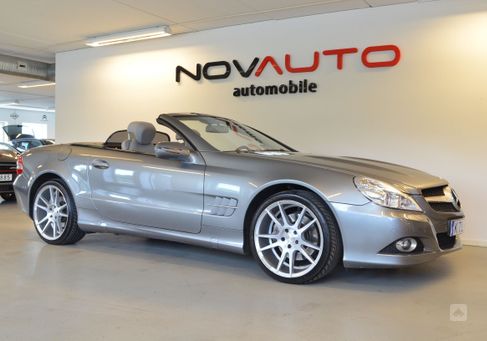 Mercedes-Benz SL 300, 2011