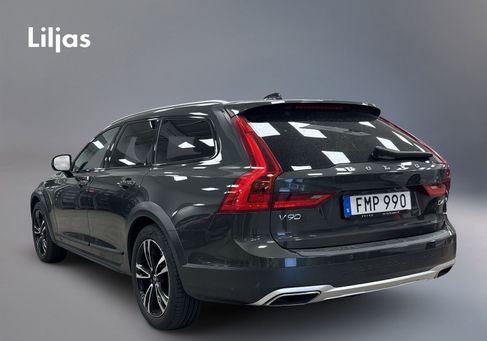 Volvo V90 Cross Country, 2019