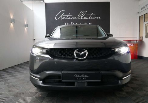 Mazda MX-30, 2023 3
