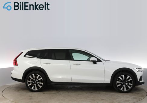 Volvo V60 Cross Country, 2022