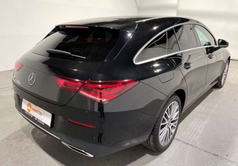 Mercedes-Benz CLA 250, 2022