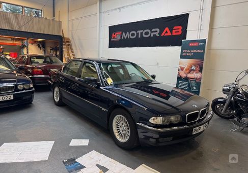 BMW 740, 2000