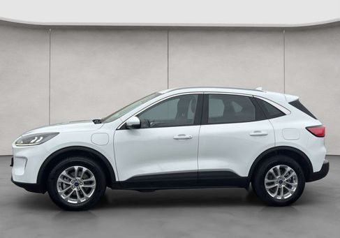 Ford Kuga, 2022