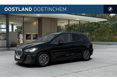 BMW 225 Active Tourer, 2026