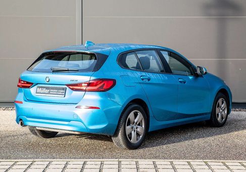 BMW 118, 2022