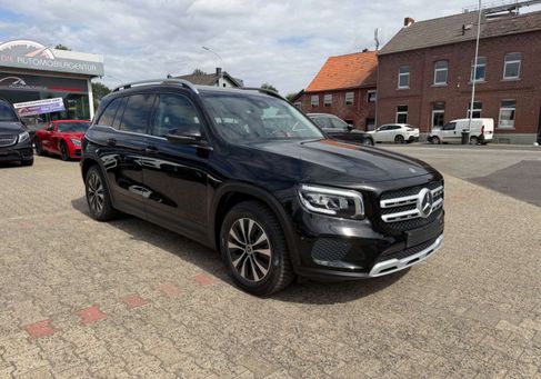 Mercedes-Benz GLB 200, 2023