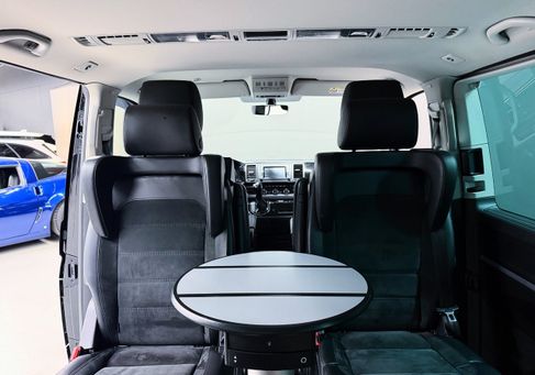 Volkswagen Multivan, 2018 3