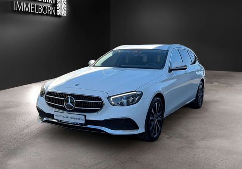 Mercedes-Benz E 300, 2023 3