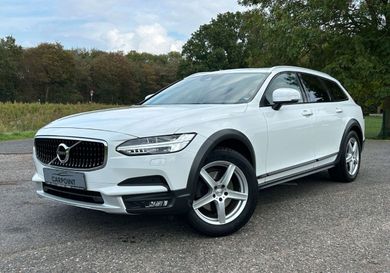 Volvo V90 Cross Country, 2020