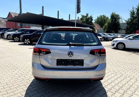 Volkswagen Passat Variant, 2024 3