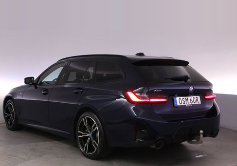 BMW 330, 2024 3