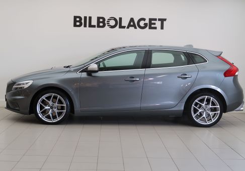 Volvo V40, 2019