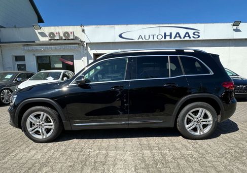 Mercedes-Benz GLB 180, 2022