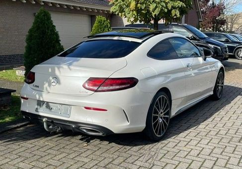 Mercedes-Benz C 200, 2019 3