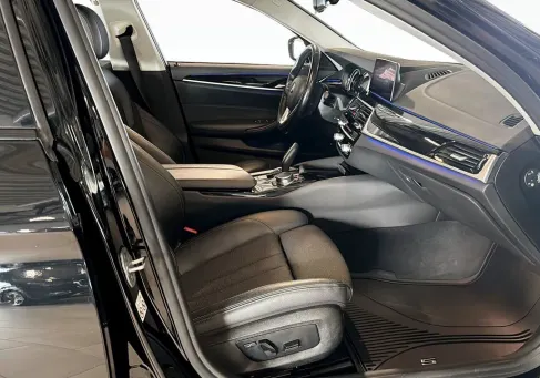 BMW 530, 2019 3