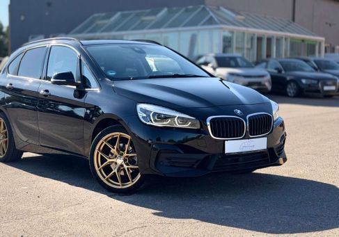 BMW 218, 2018 3