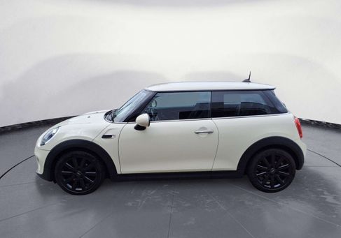 MINI ONE, 2018