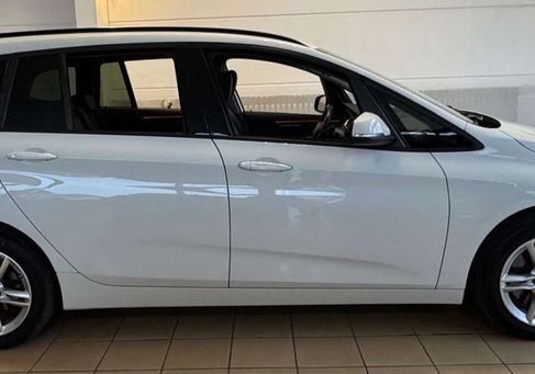 BMW 218, 2019