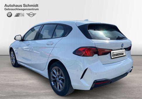 BMW 120, 2025