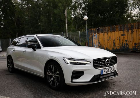 Volvo V60, 2020 3