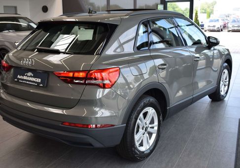 Audi Q3, 2021