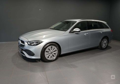 Mercedes-Benz C 200, 2022