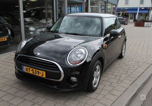 MINI ONE, 2016