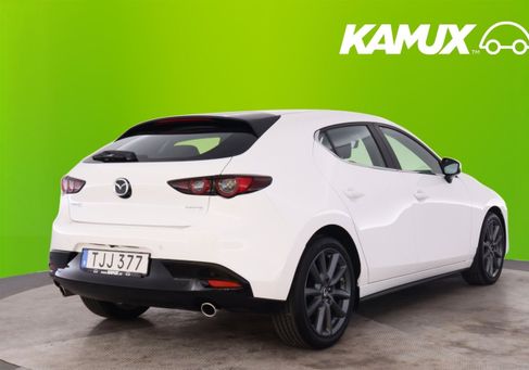 Mazda 3, 2021