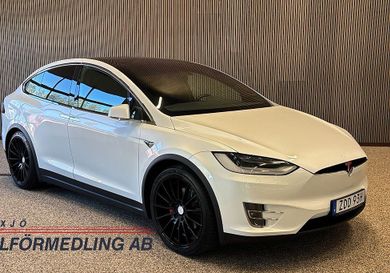 Tesla Model X, 2020