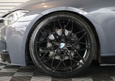 BMW 330, 2018 2