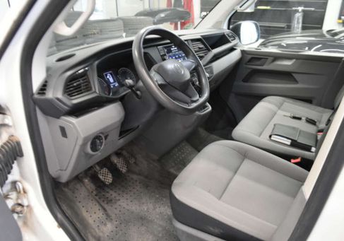 Volkswagen T6 Transporter, 2021