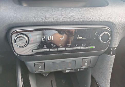 Toyota Yaris, 2024