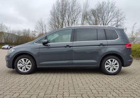 Volkswagen Touran, 2023 2