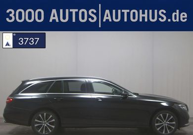 Mercedes-Benz E 300, 2022
