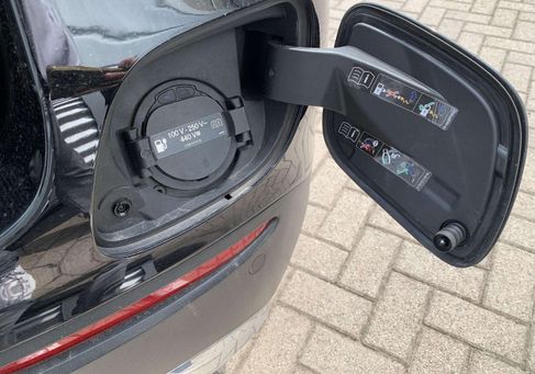 Mercedes-Benz GLC 300, 2020