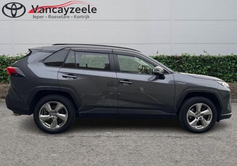 Toyota RAV 4, 2021 3