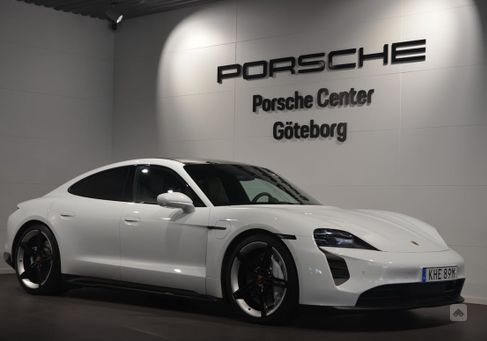 Porsche Taycan, 2020