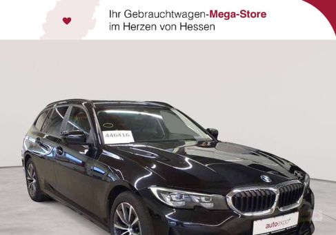 BMW 318, 2022