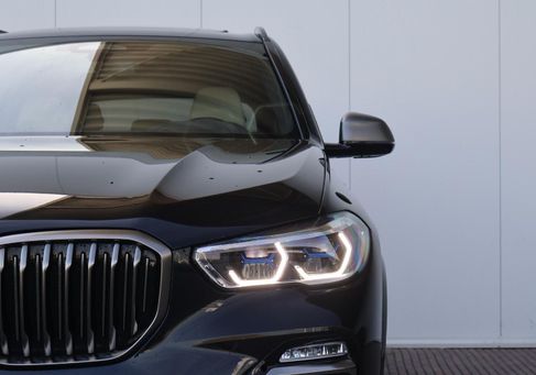BMW X5 M50, 2020