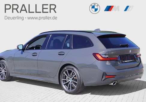 BMW 320, 2022