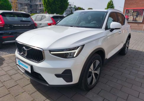 Volvo XC40, 2025 2
