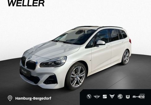 BMW 218, 2022