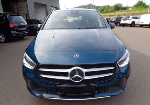 Mercedes-Benz B 180, 2019