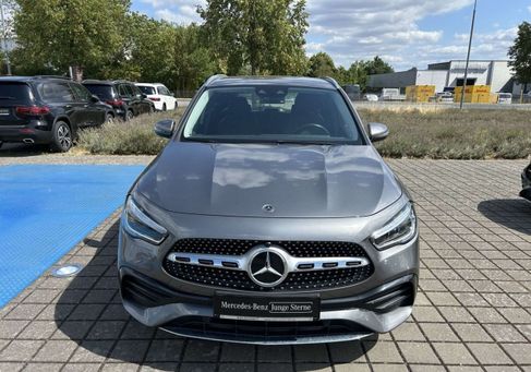 Mercedes-Benz GLA 220, 2021 3