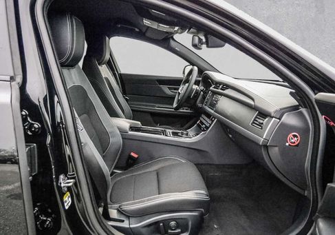 Jaguar XF, 2018