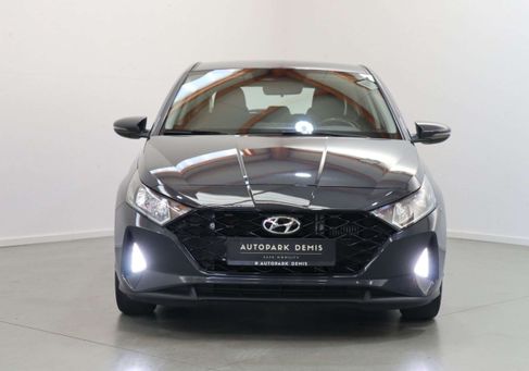 Hyundai i20, 2023 3